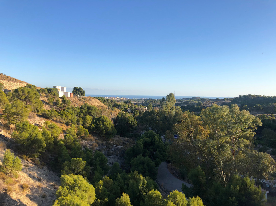 Embalse de Amadorio景点图片