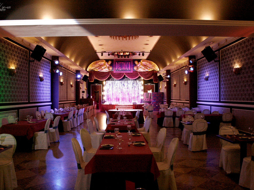 Museros餐馆和美食-Sala Dietrich Restaurant Show