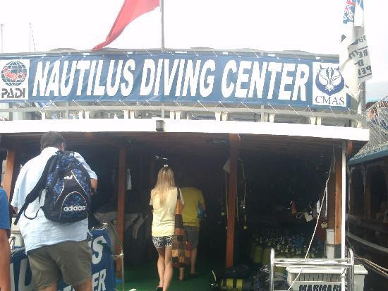 Nautilus Diving Centre景点图片