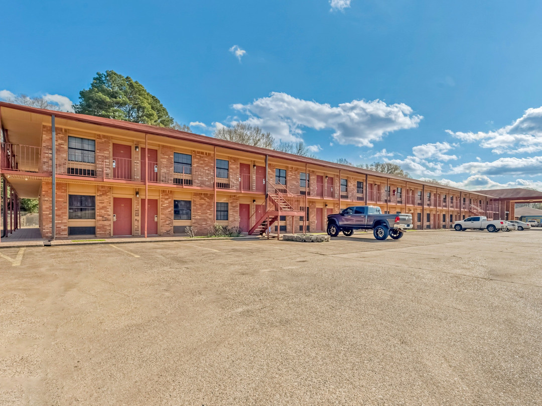 OYO Hotel Jefferson TX Hwy 59