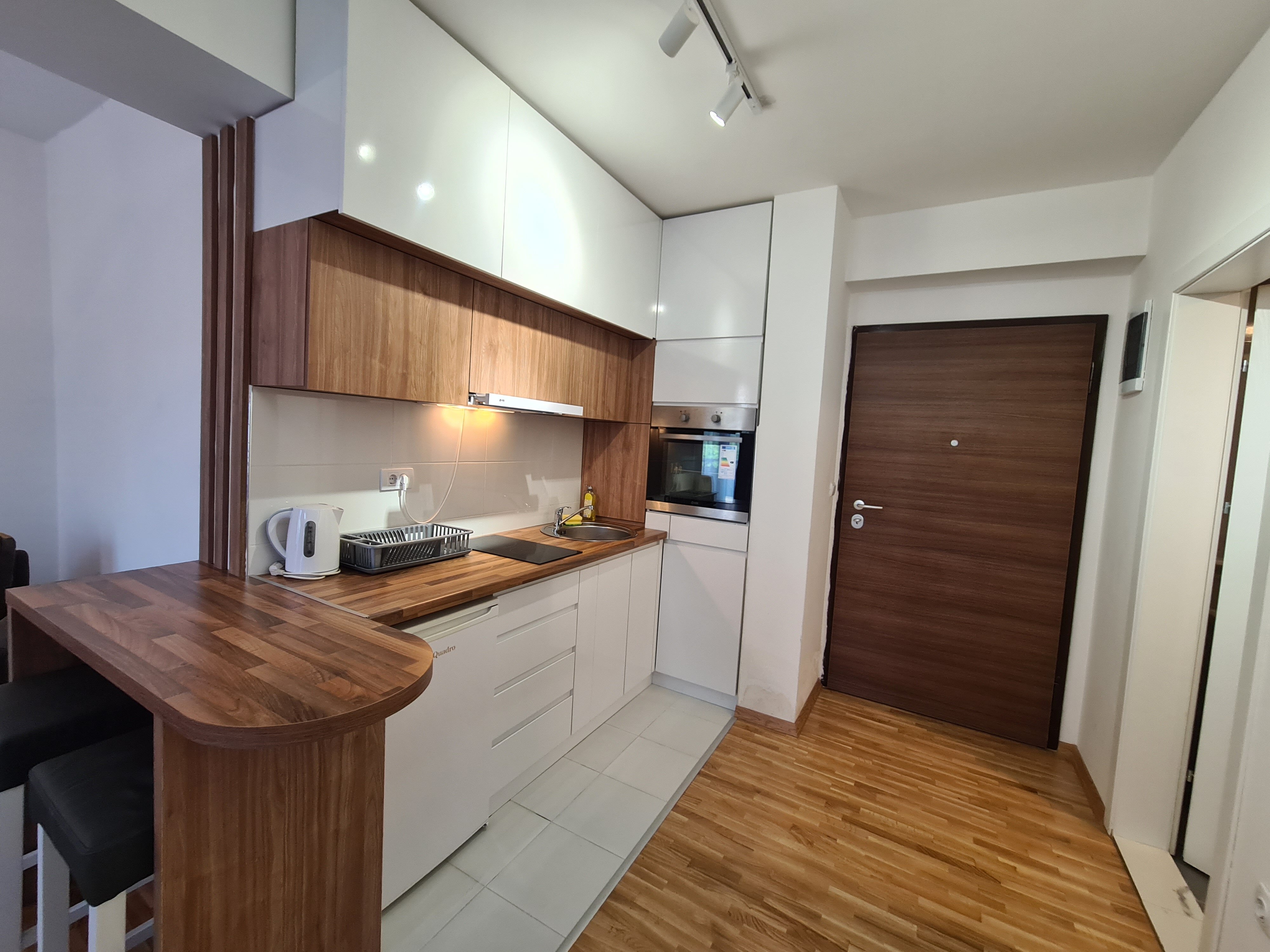Urban Serviced Apartments-官方