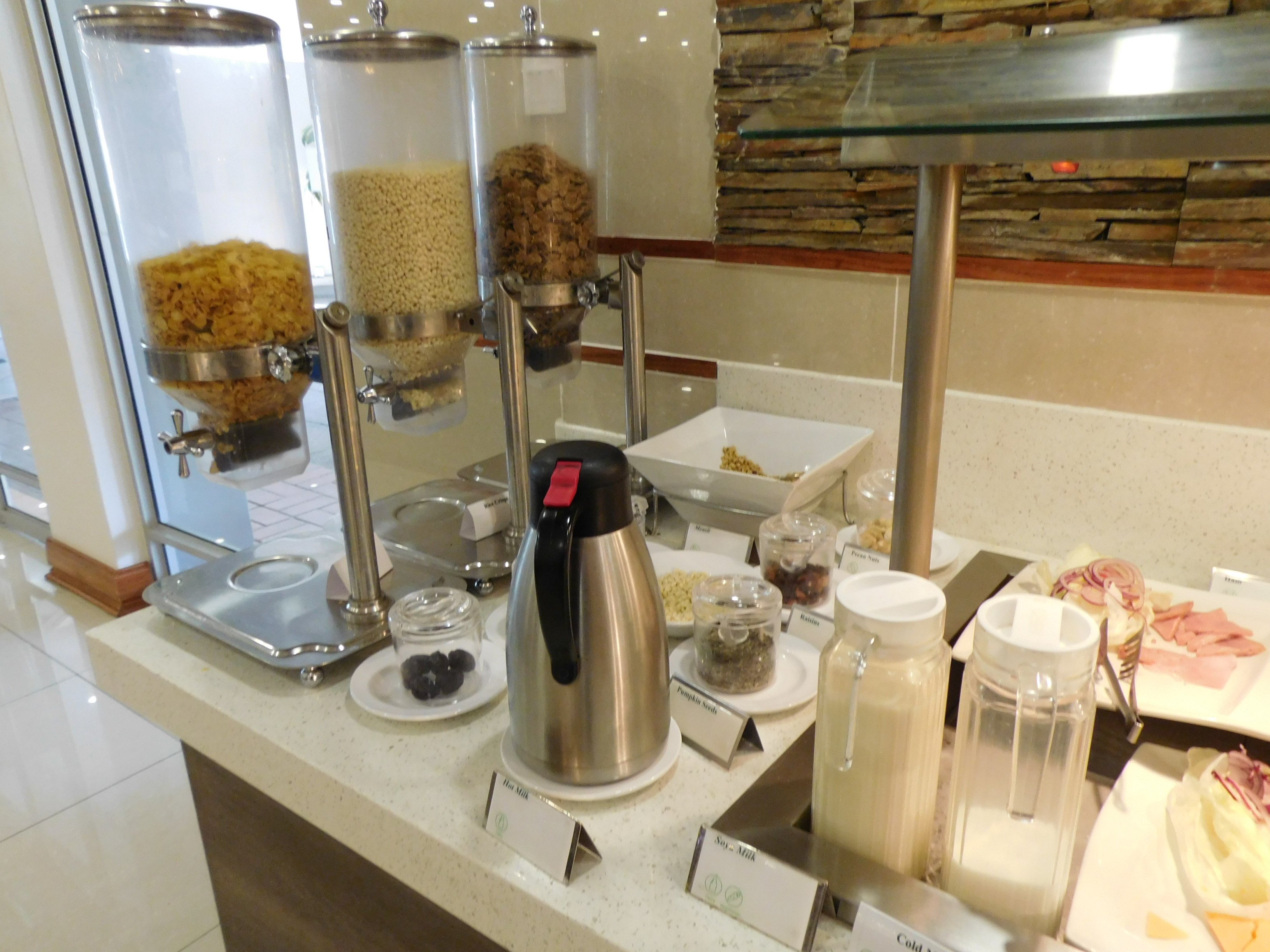 布拉瓦约假日酒店-餐饮