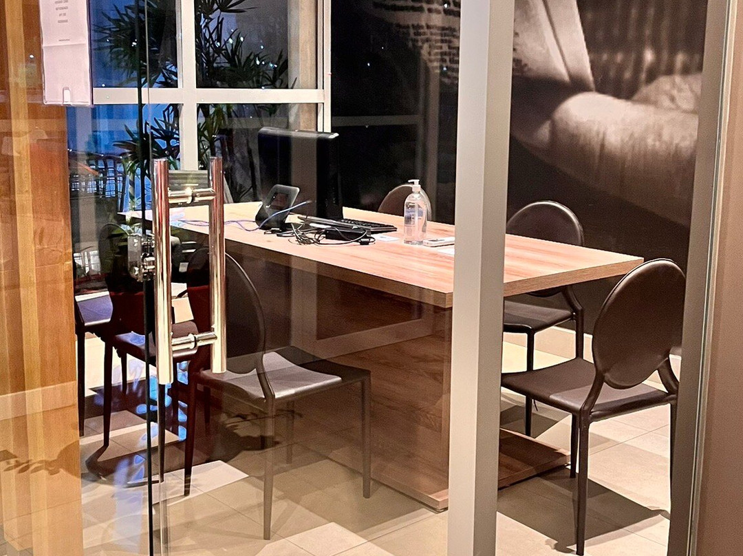 宜必思里约布兰科酒店主图