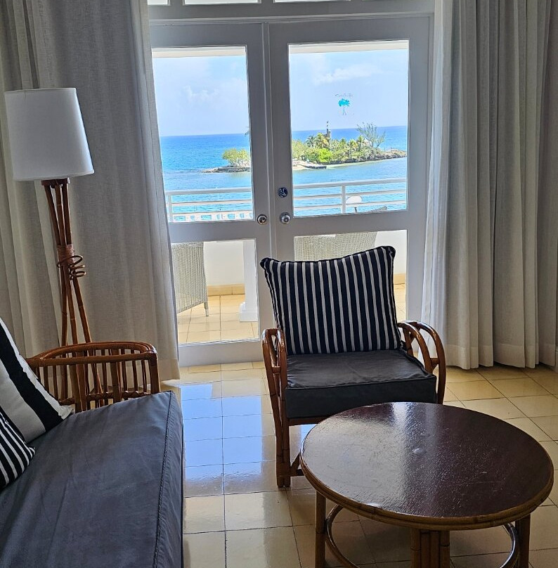 Couples Tower Isle主图