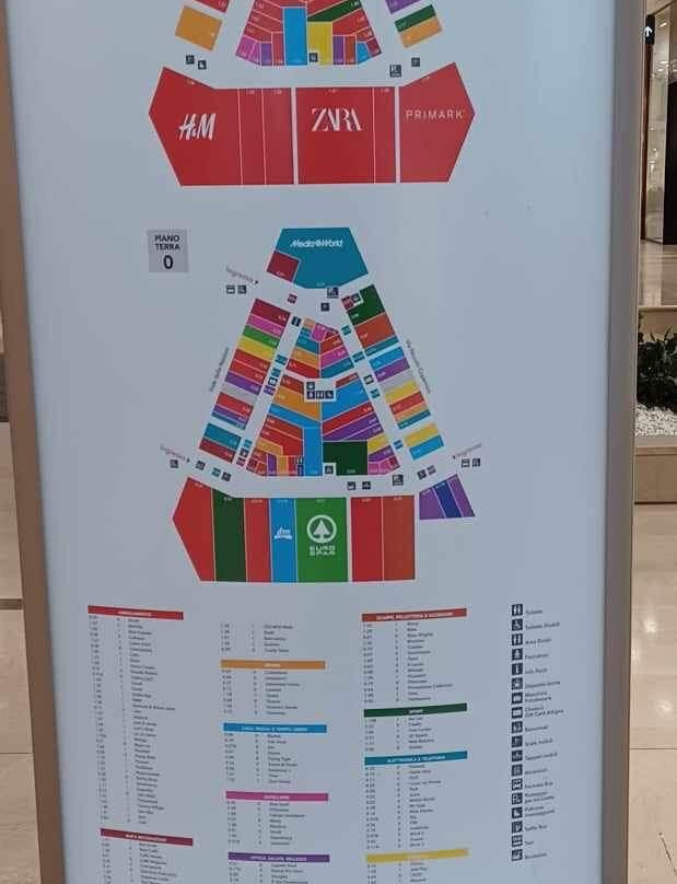 Centro Commerciale Adigeo景点图片