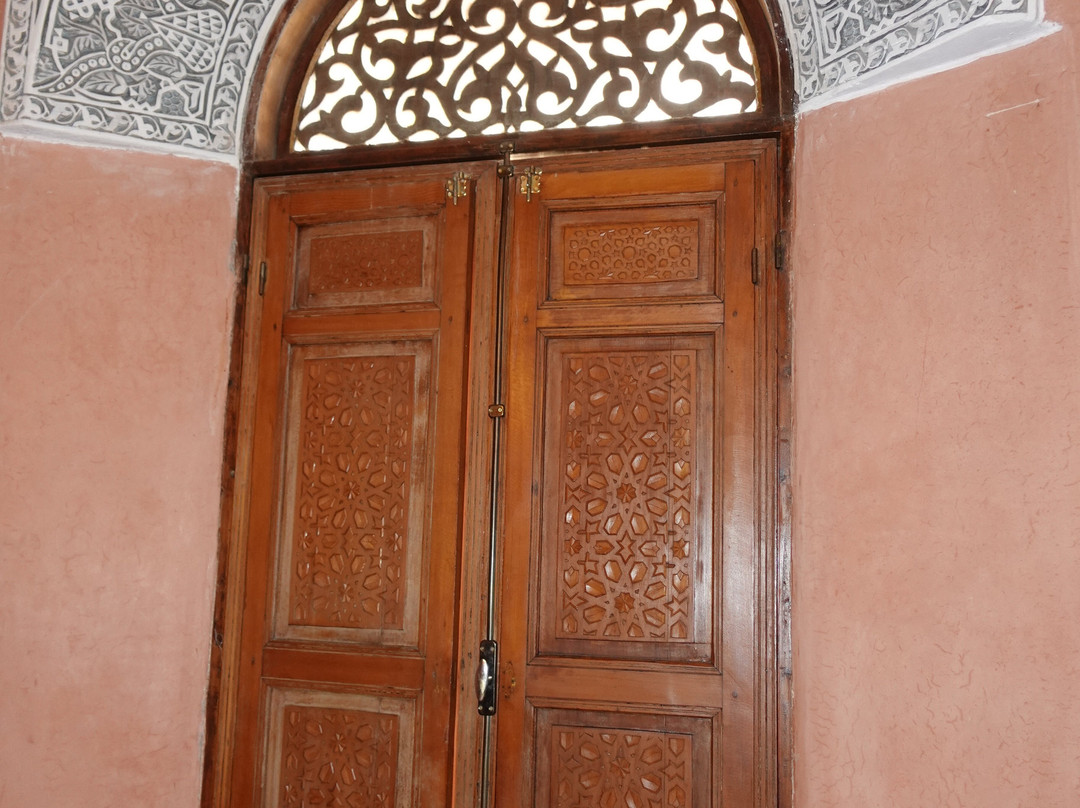 利雅得拉雅林娜酒店主图