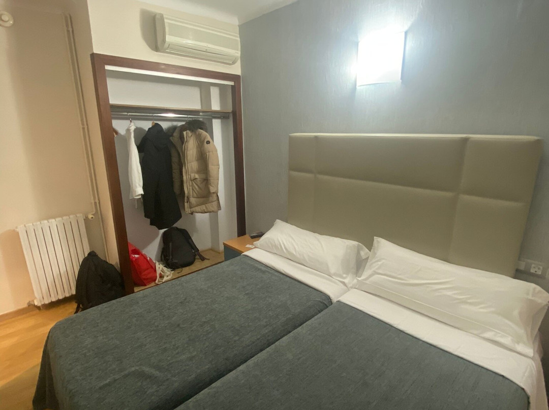 阿尔加巴酒店主图