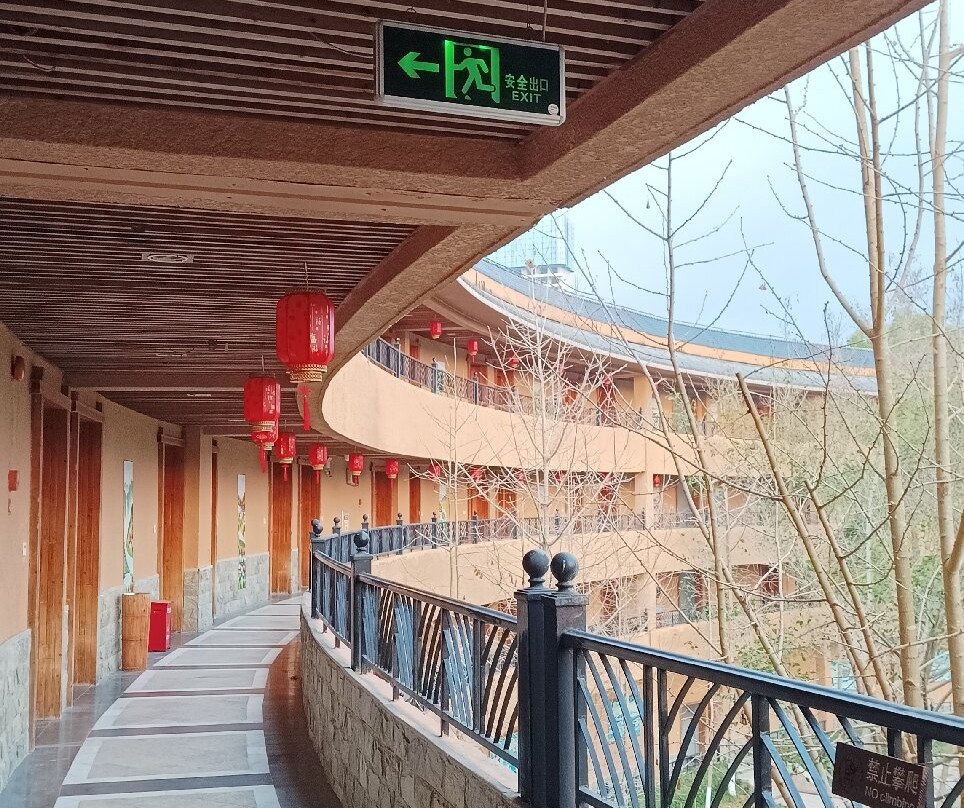 龙门温泉-龙门县必去景点