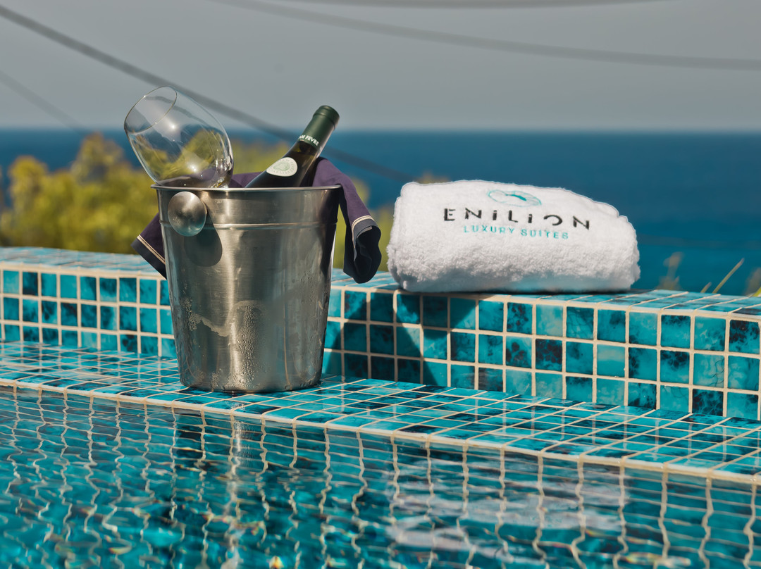 Enilion Luxury Suites