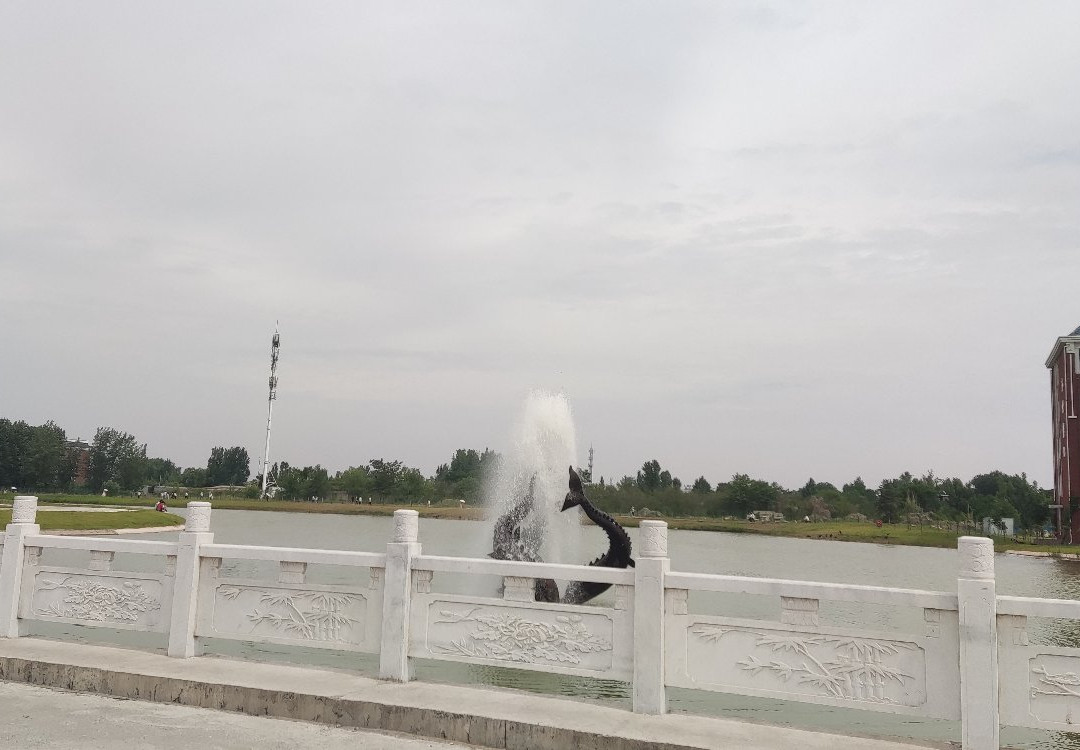 开封迪臣智选假日酒店主图