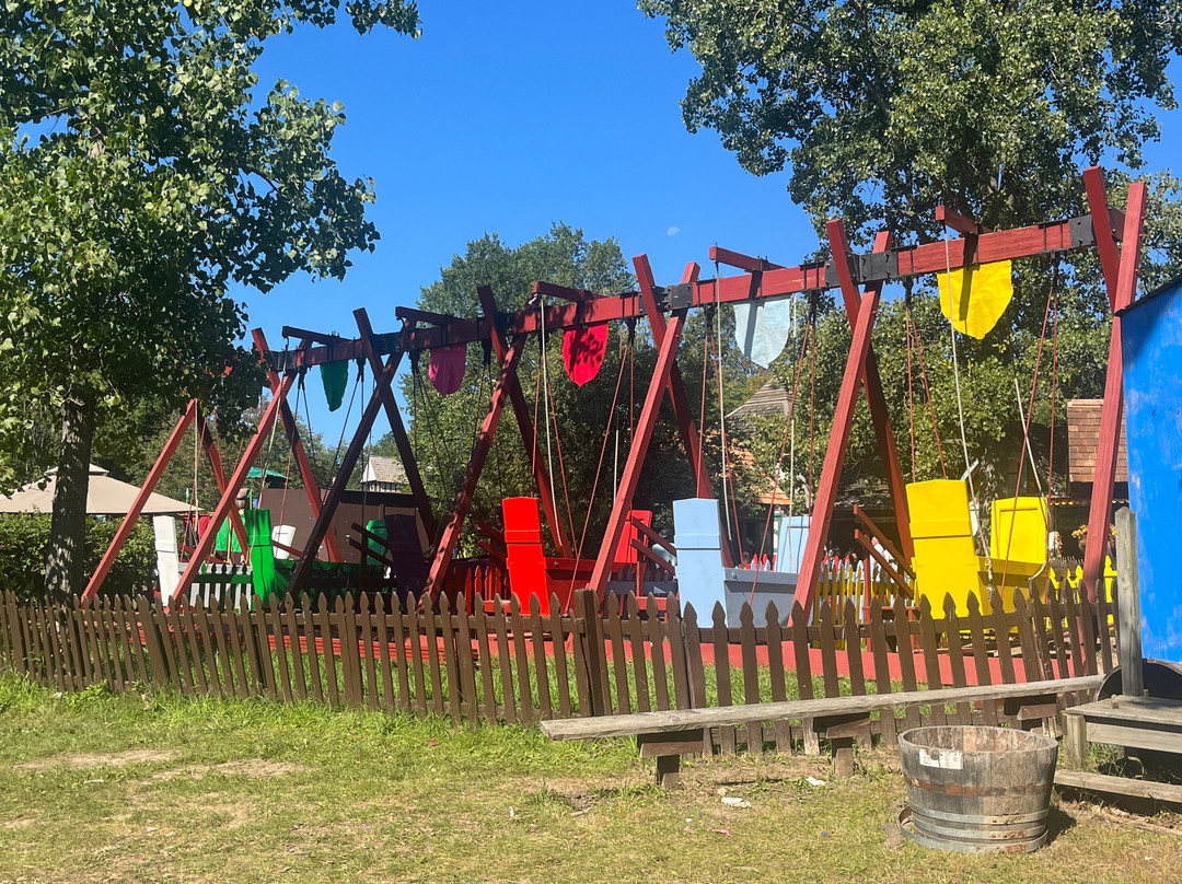 Michigan Renaissance Festival-Holly必去景点