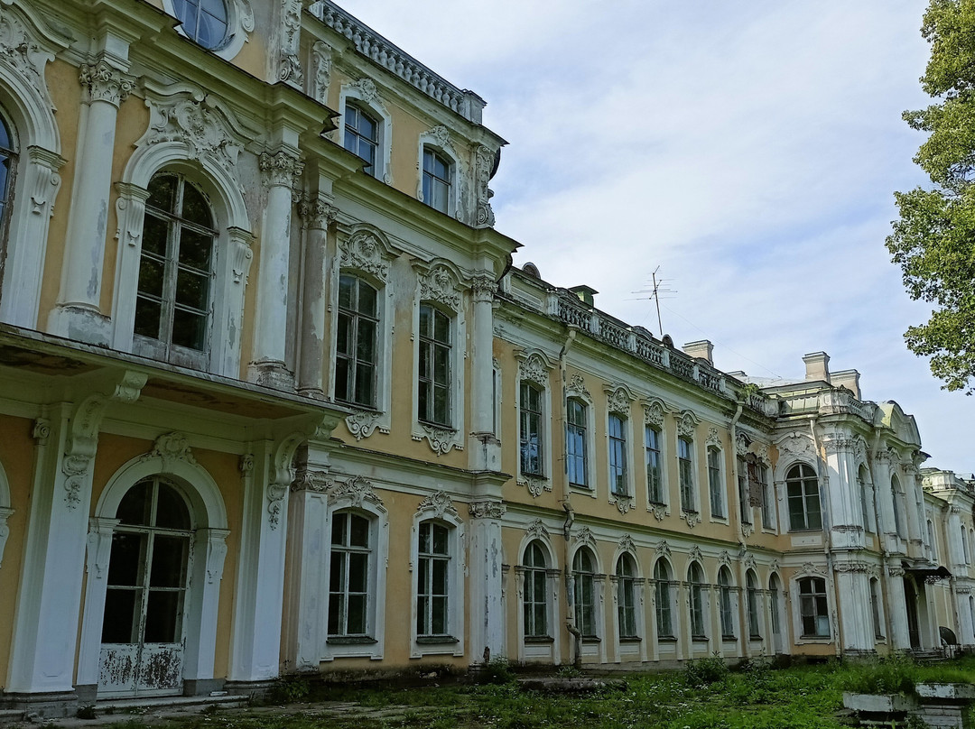 Znamenka Estate景点图片