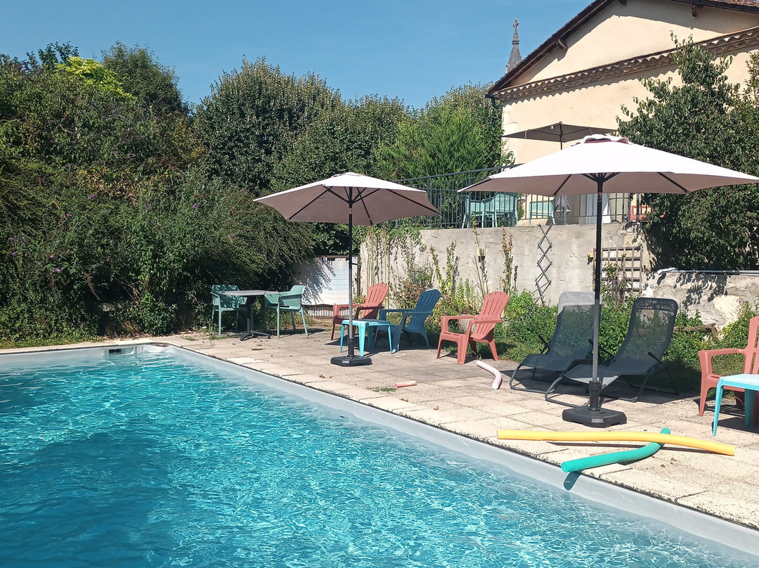 Logis Hôtel le Lion d'Or主图