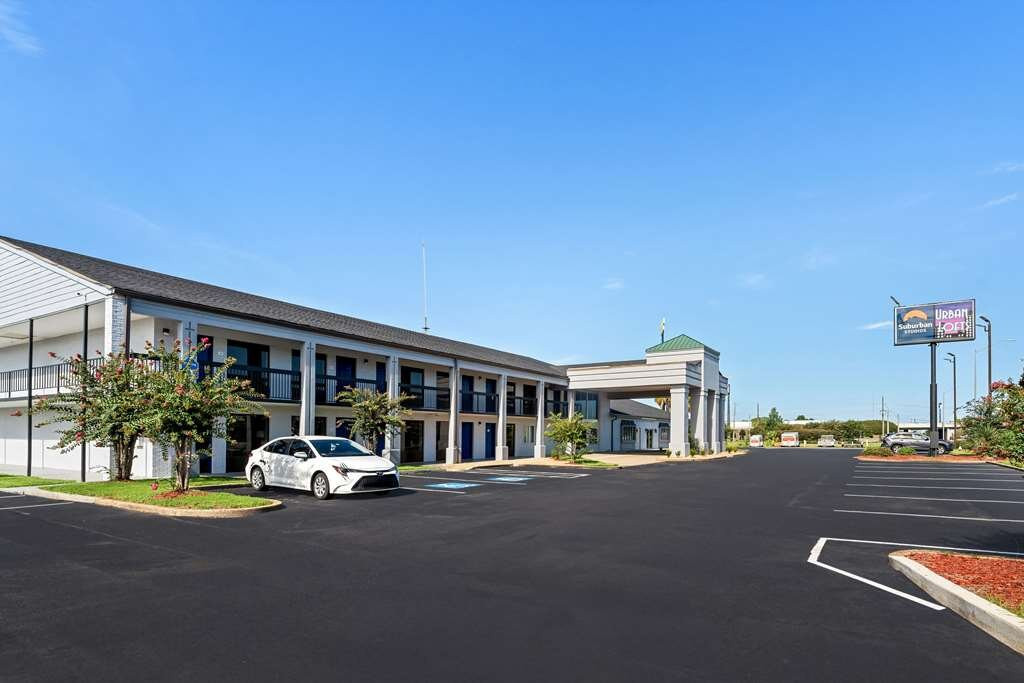 Suburban Studios Cordele I-75