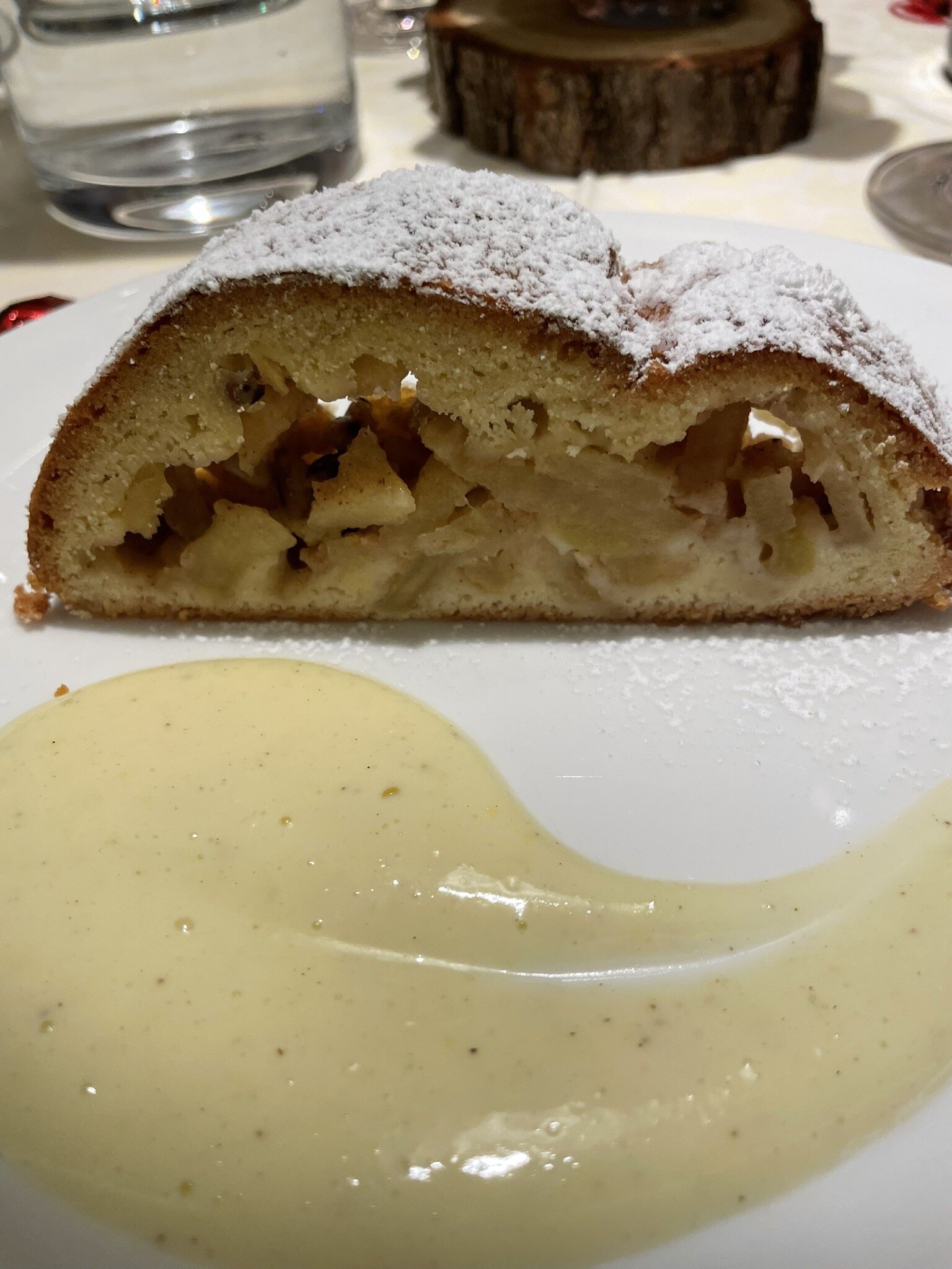 Hotel & Pension La Müda-官方