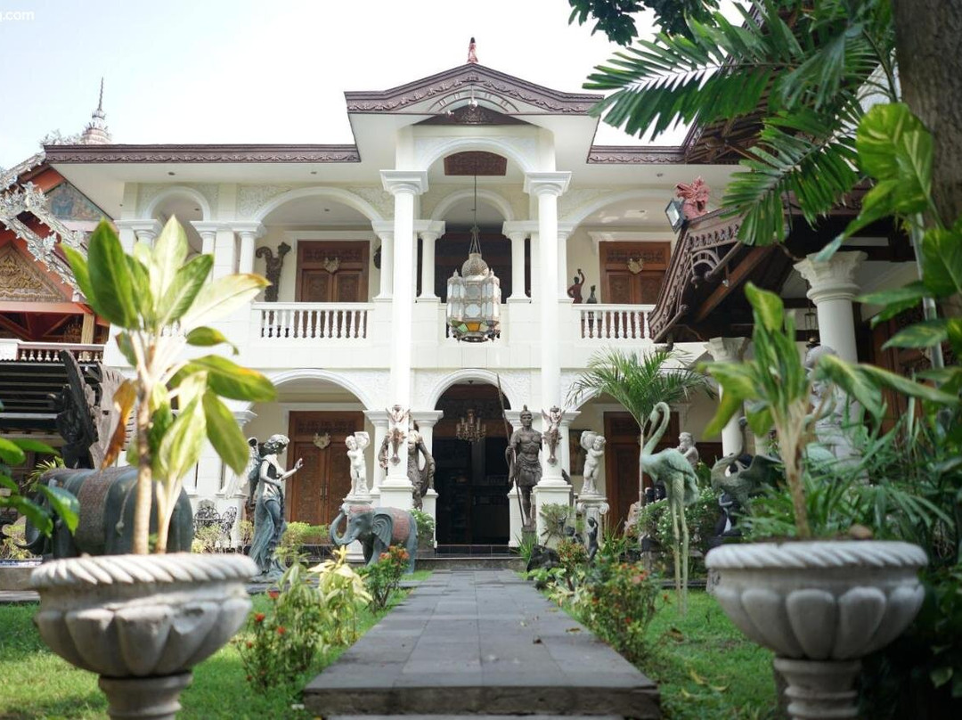 Rumah Pesik Museum & Boutique Hotel