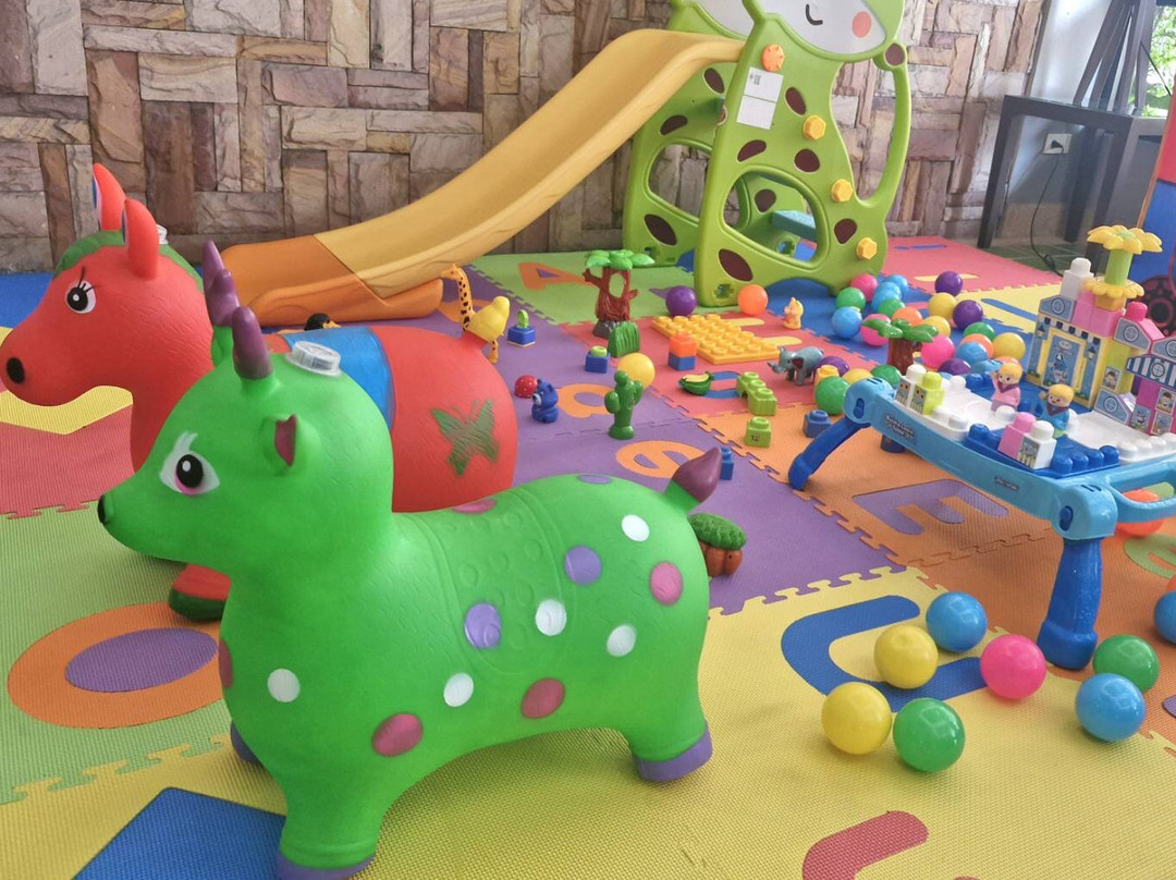 拉塔纳芭提雅酒店主图