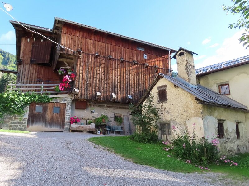 Alta Via Dell'orso-Colle Santa Lucia必去景点