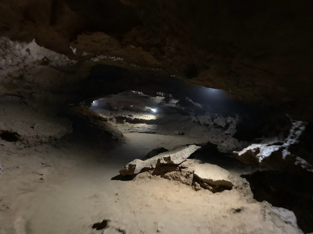 Cueva Del Agua景点图片