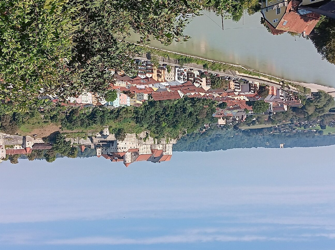 Aussichtspunkt Auf Burghausen-Ach必去景点