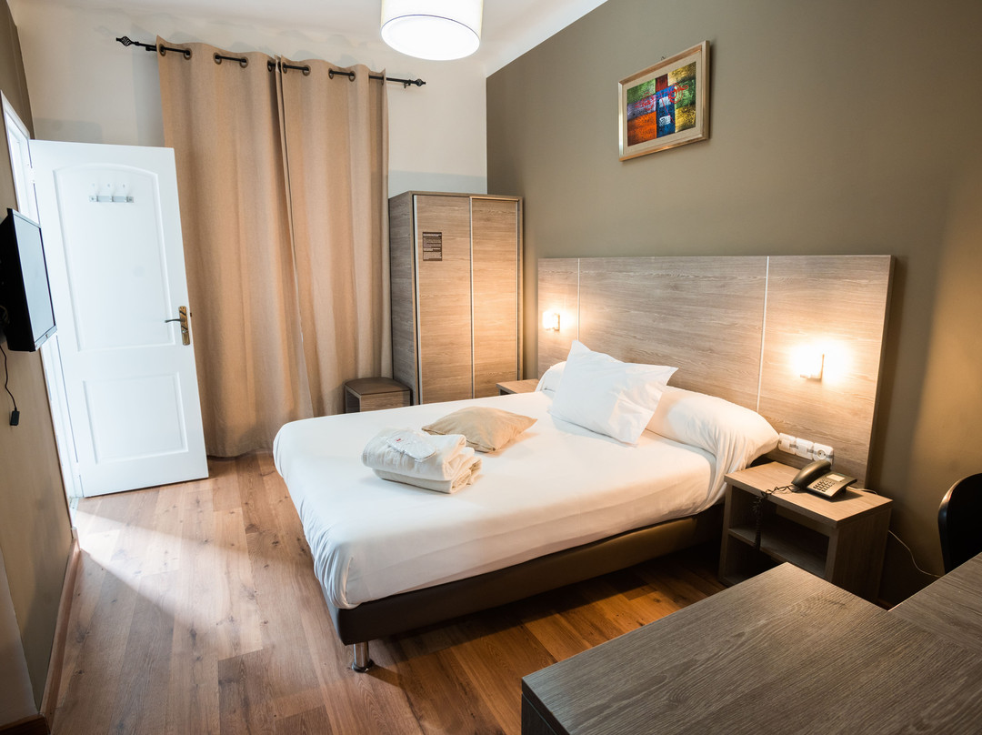 Hotel Suisse主图