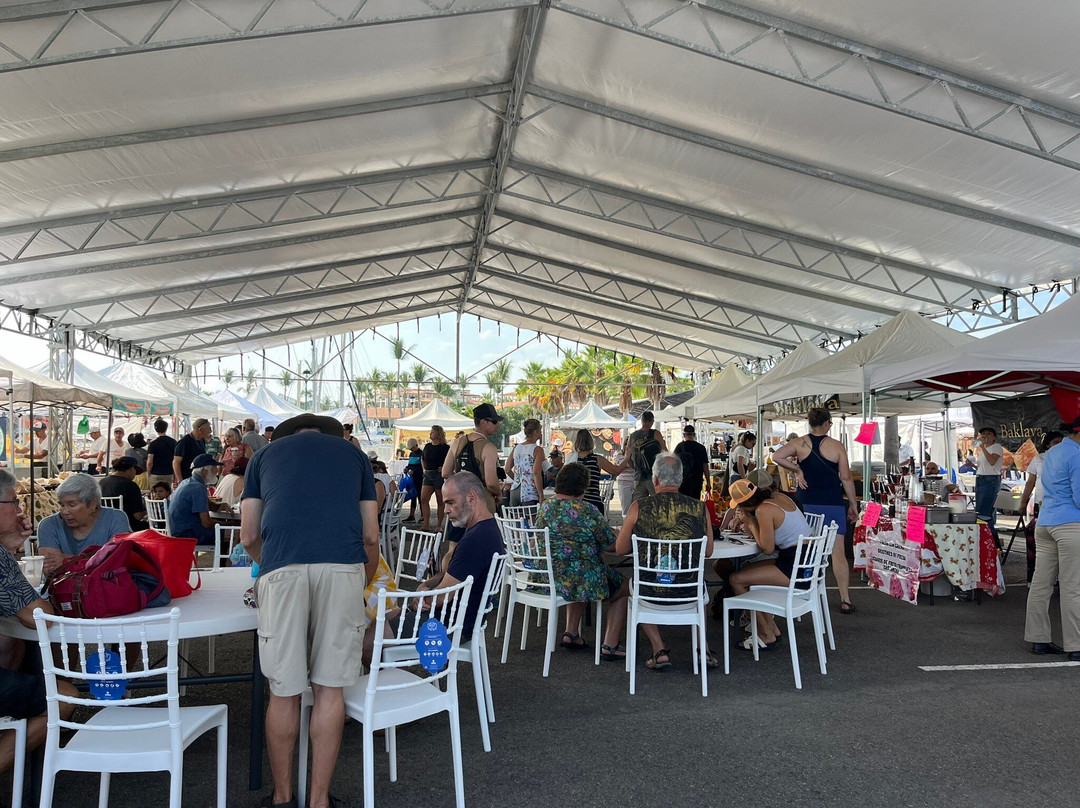 Riviera Farmers Market-新瓦雅塔必去景点