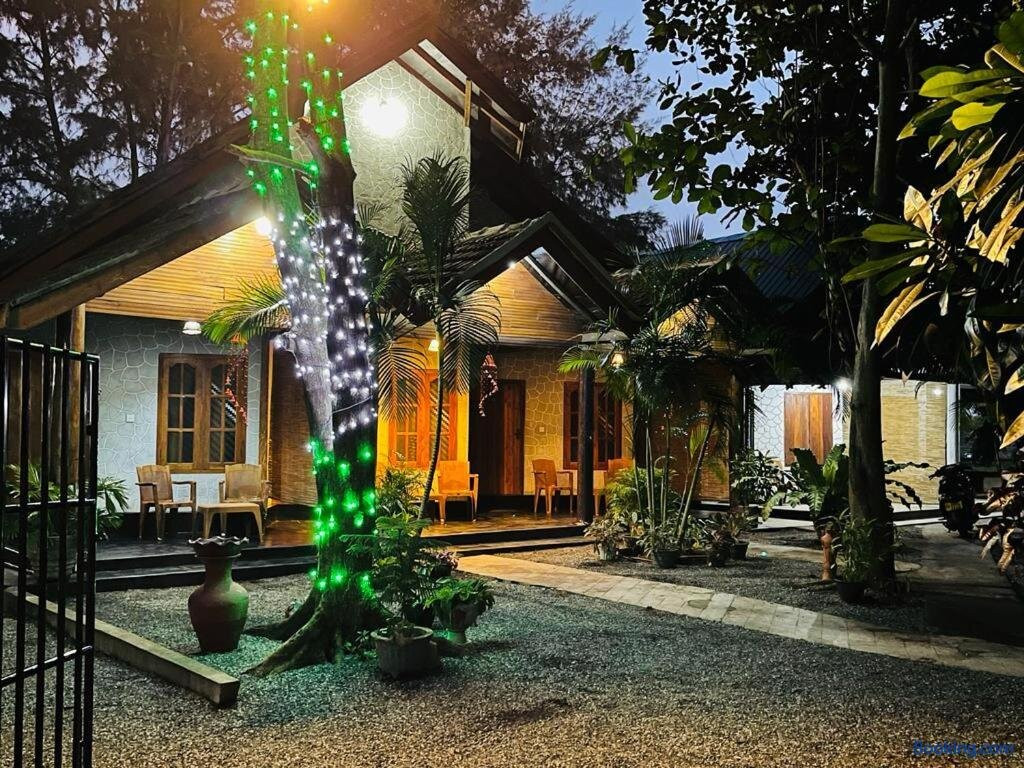 New Roy Guest House
