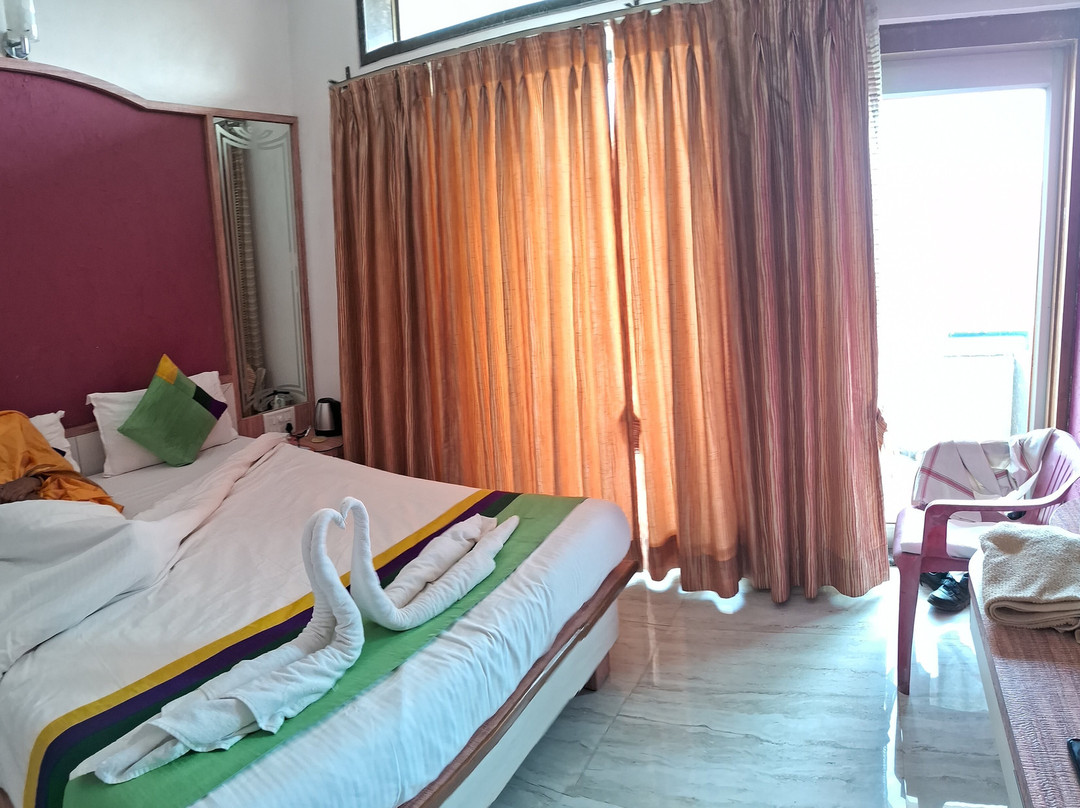 Treebo Trend Raval Resort主图