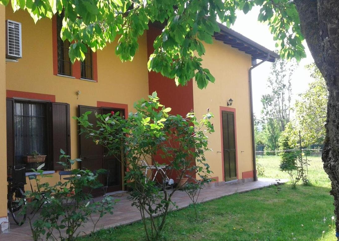 Collecchio酒店住宿-Villa Anna Bed & Breakfast