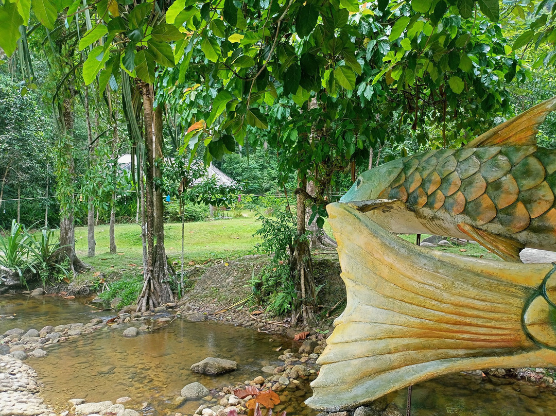 Ton Pring Waterfall-拉克山必去景点