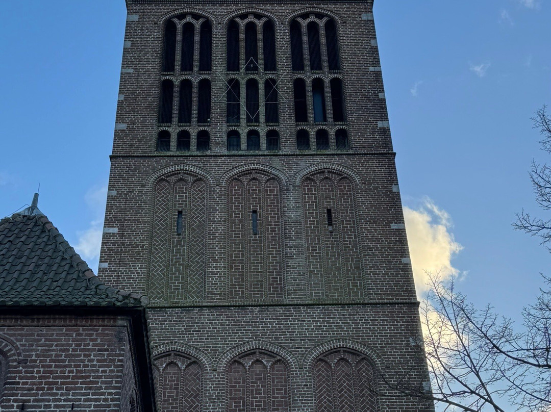 Sint-Fabianus En Sebastianuskerk-赛菲南必去景点