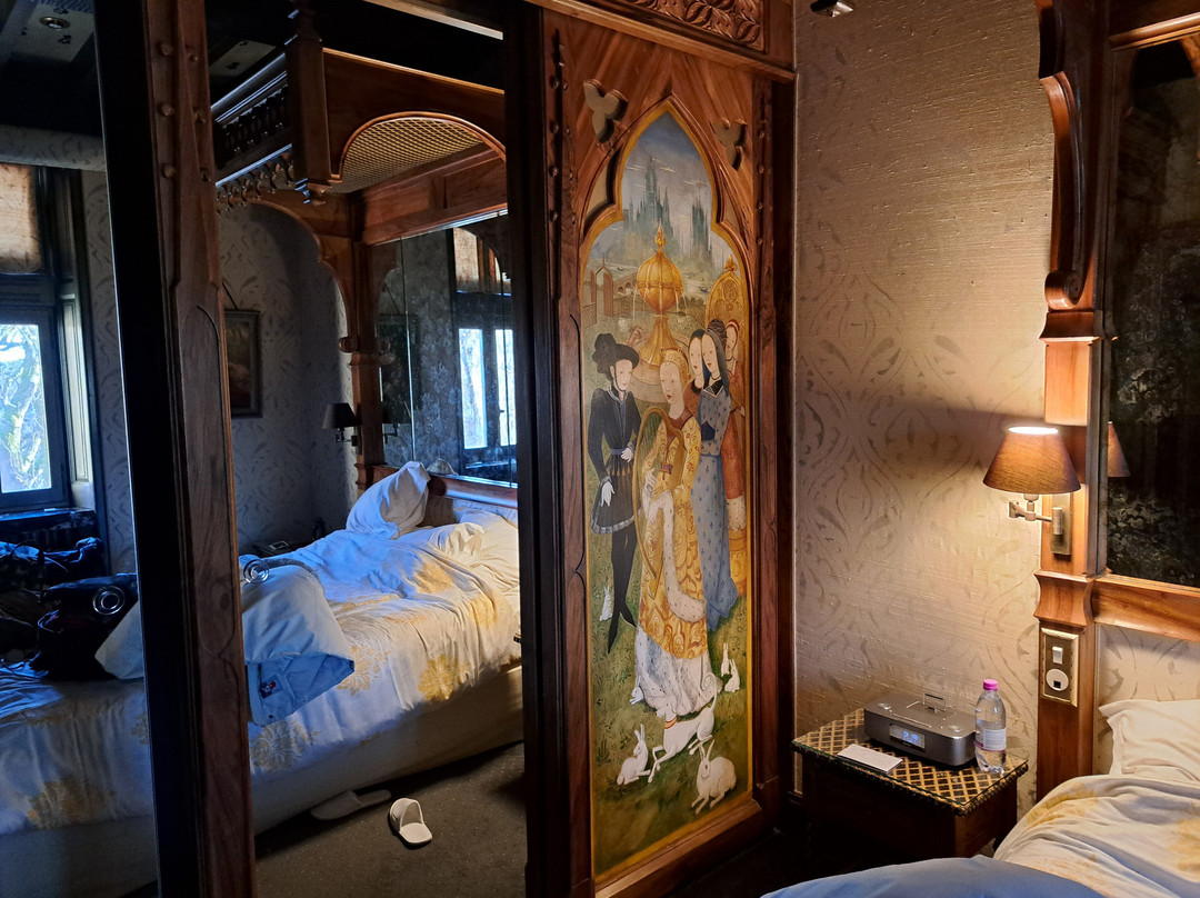 科迪纳特城堡酒店主图