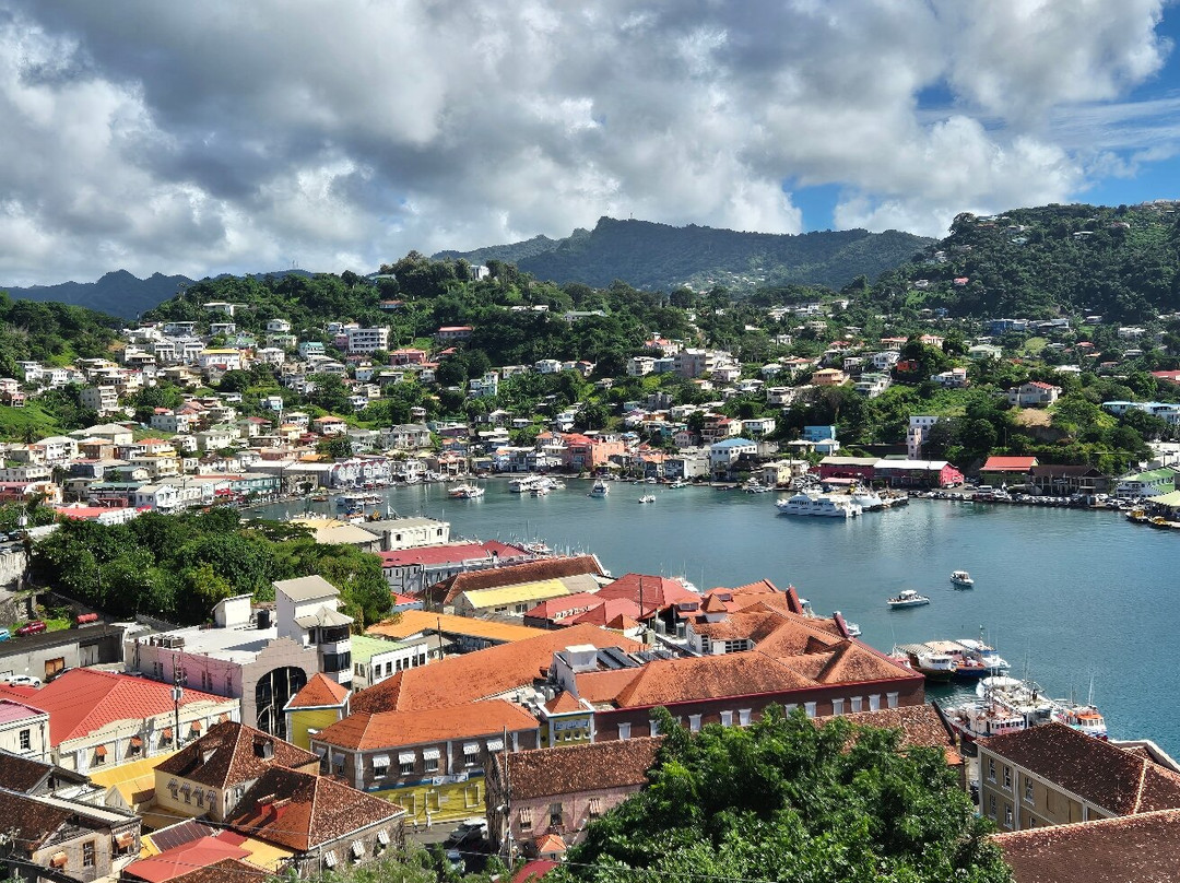 Sendall Tunnel-St. George's必去景点