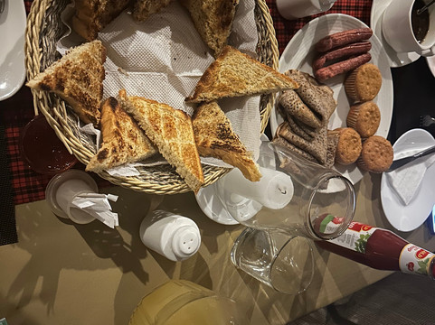 FOLLOW AFRICAN SAFARIS-阿鲁沙必去景点