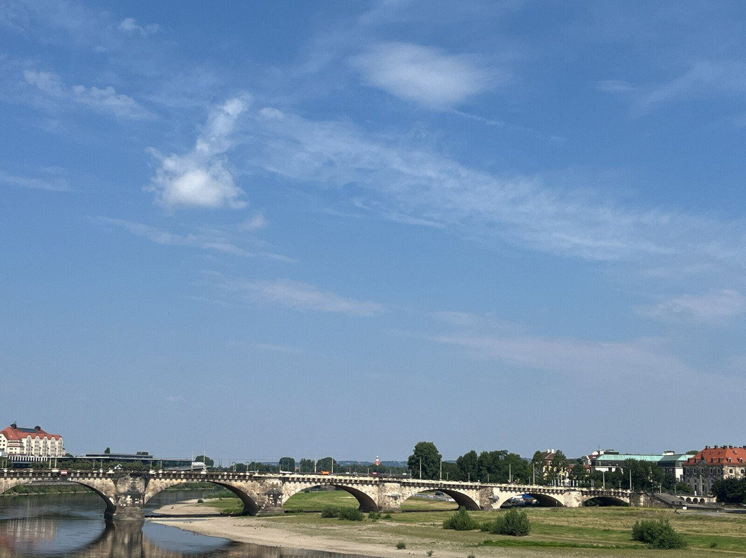 Augustus Bridge-德累斯顿必去景点