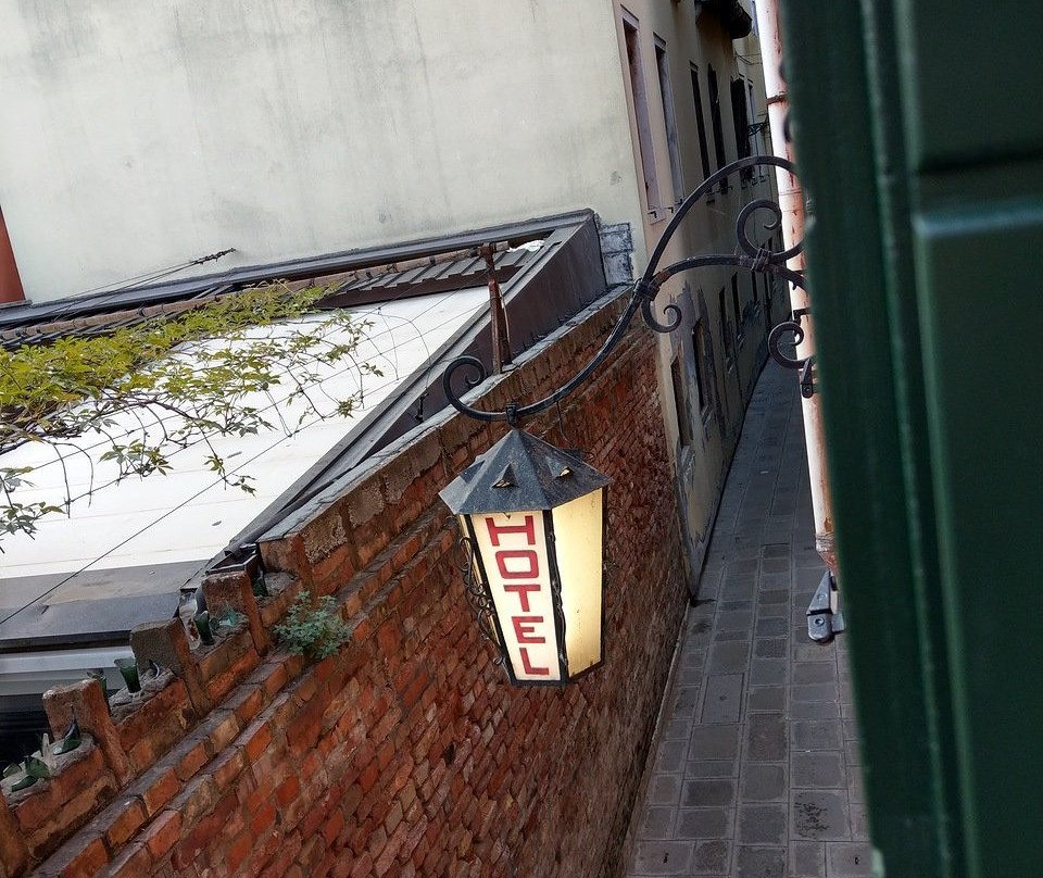 莱昂纳多酒店主图