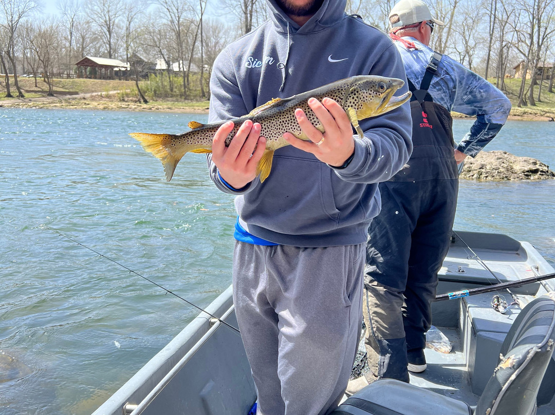 Cotter Trout Dock Guided Trout Fishing Tours景点图片