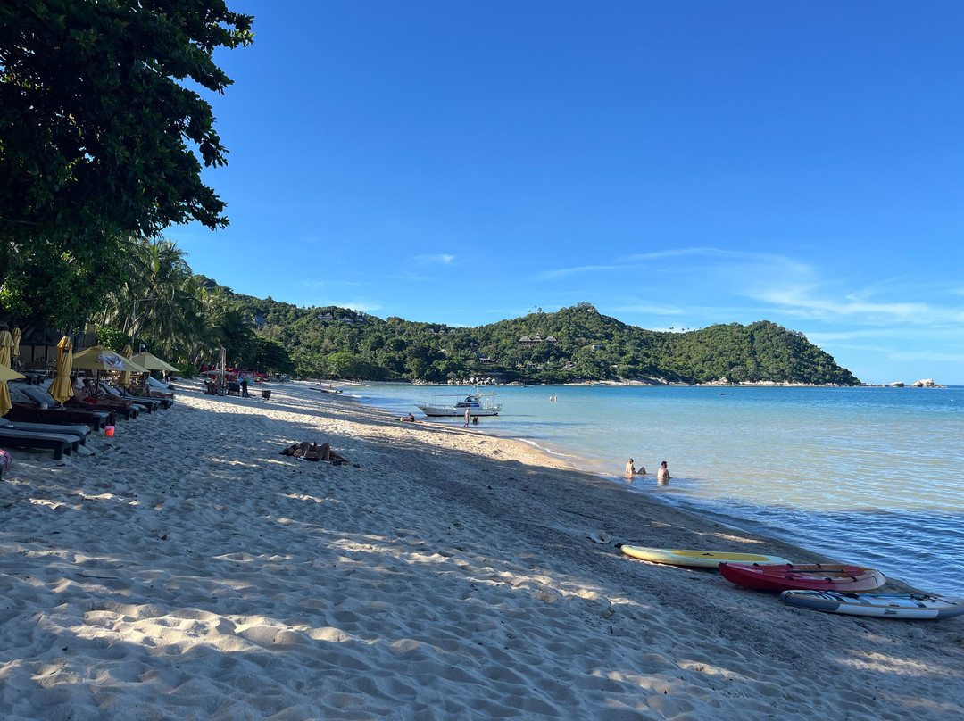 武里拉莎帕岸岛酒店主图