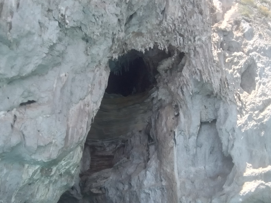 White Grotta-卡碧岛必去景点