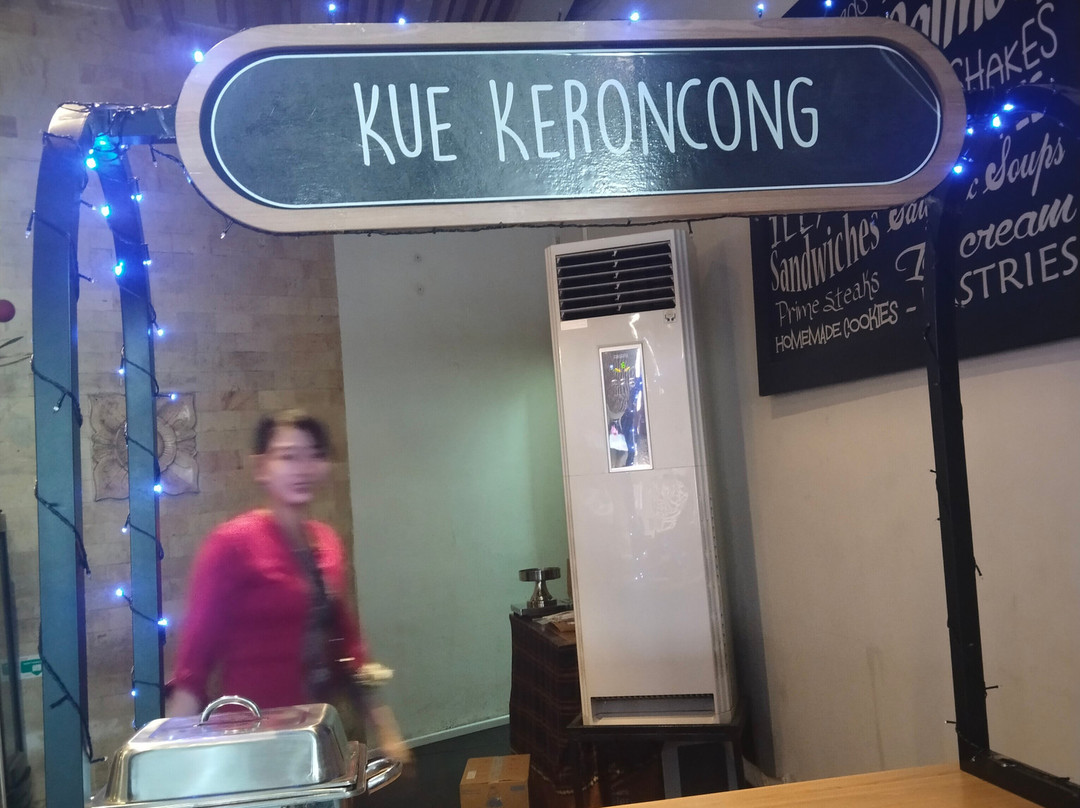 瑞雅婆罗洲三马林达酒店主图