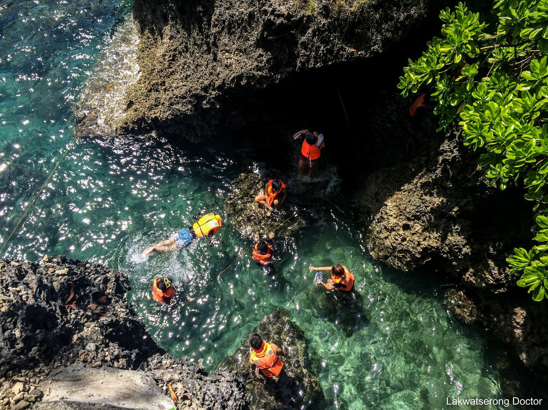 Kulyatan Marine Sanctuary景点图片