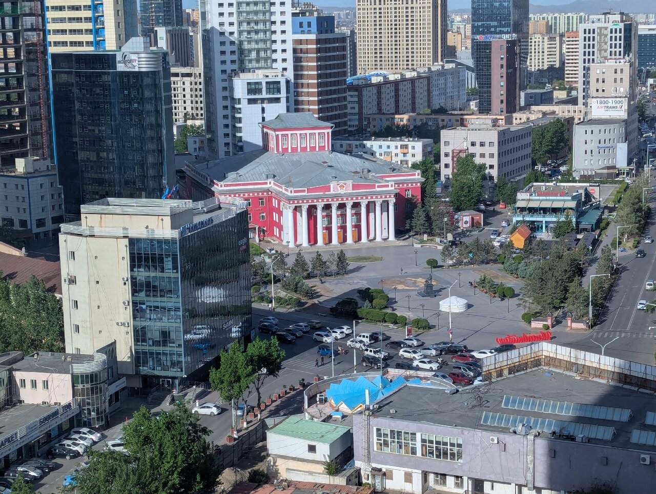 Blue Sky Hotel & Tower-官方