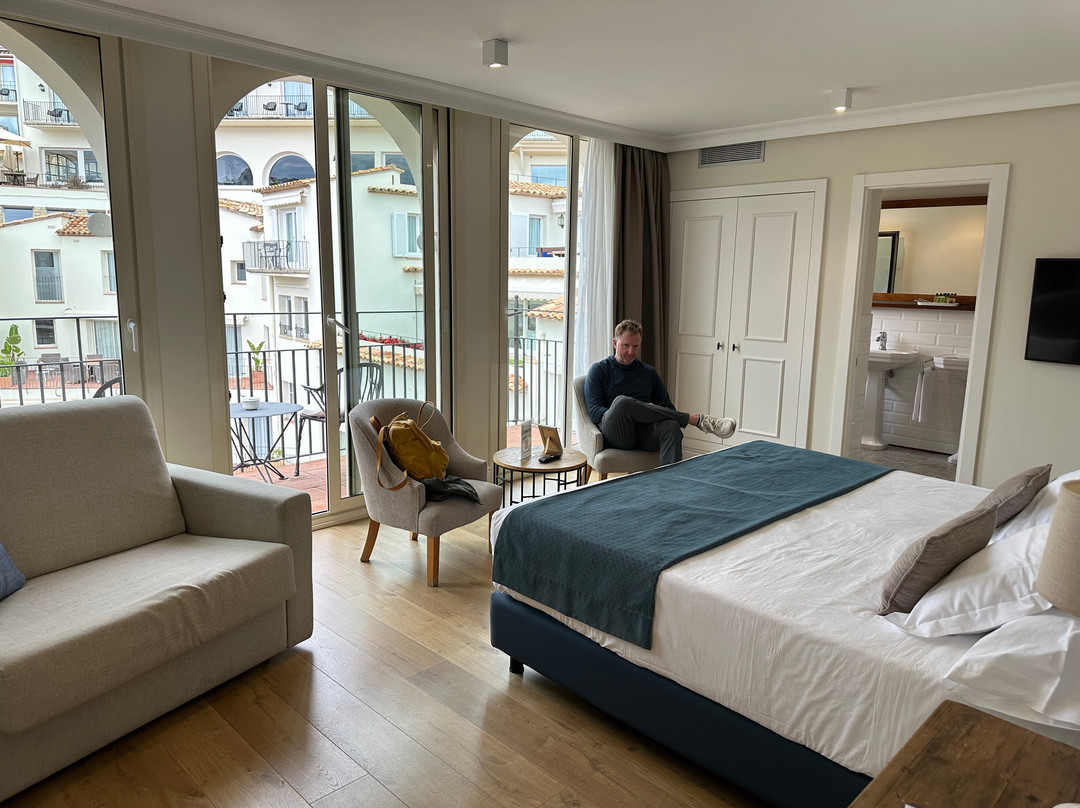 埃瓜布拉瓦酒店主图