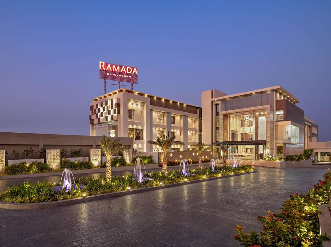 Anjar酒店住宿-Ramada by Wyndham Gandhidham Shinay