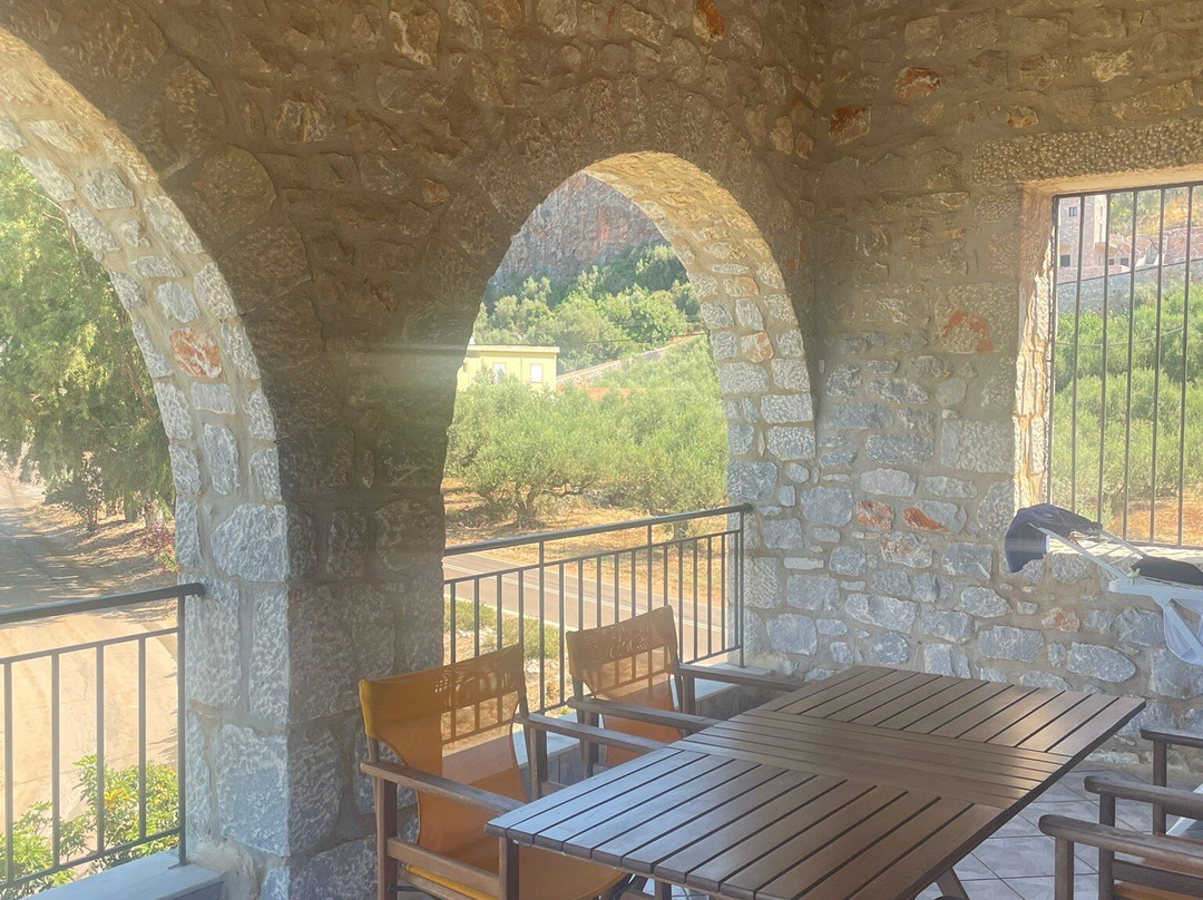 Las - Giannakakou Traditional Stone Houses主图