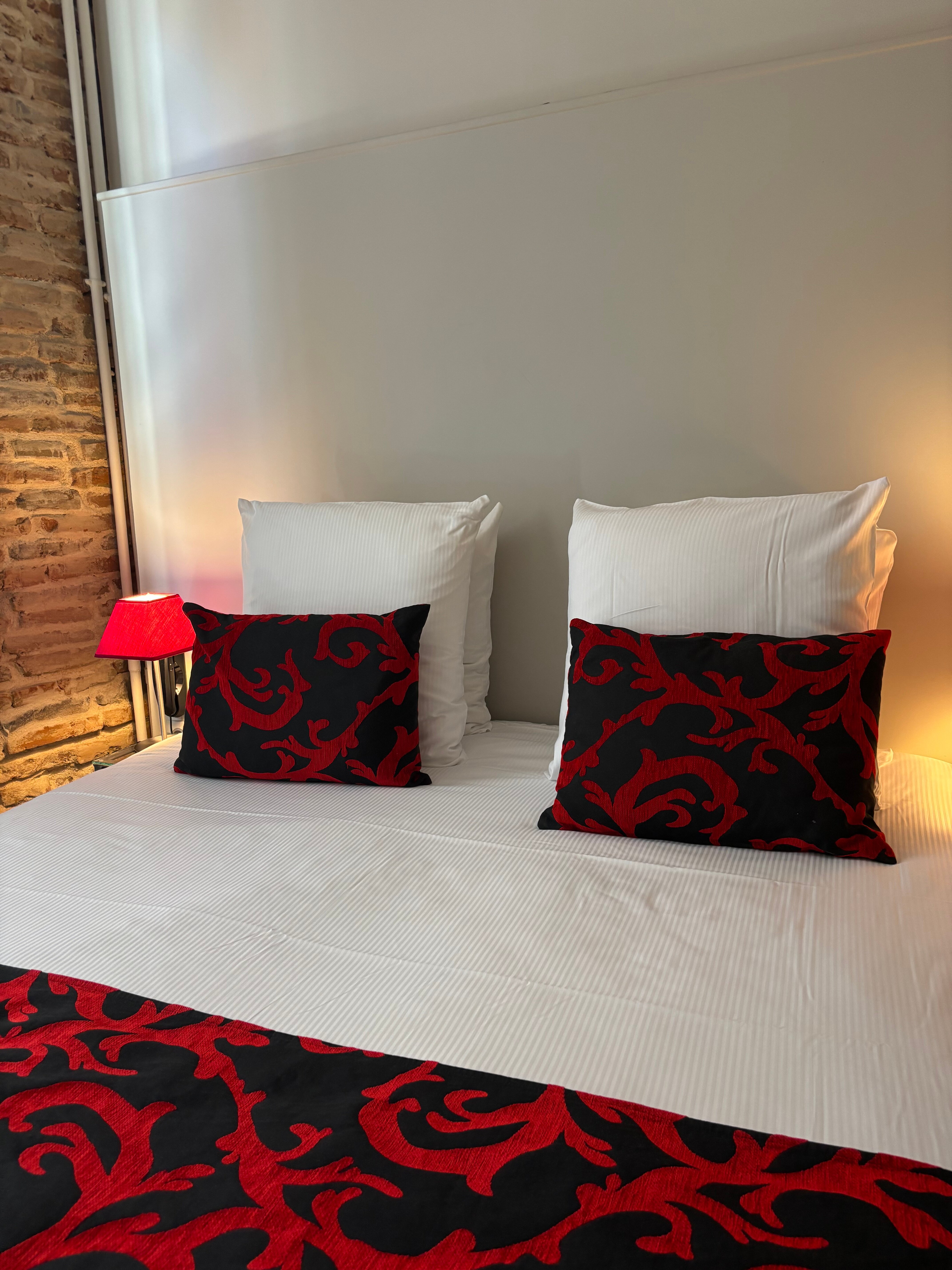 Hotel des Arts-官方