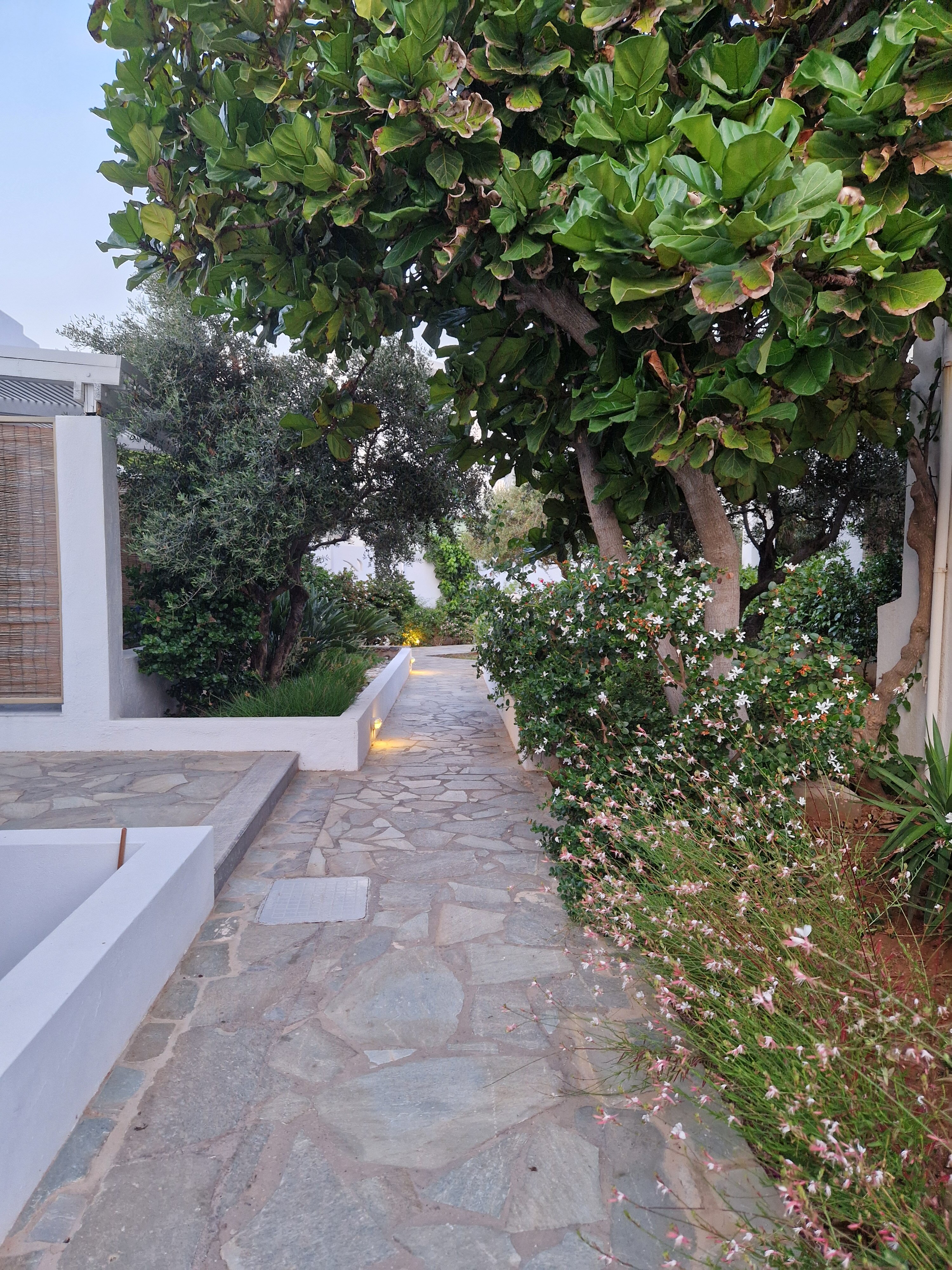 Maritimo Beach Hotel-浴室