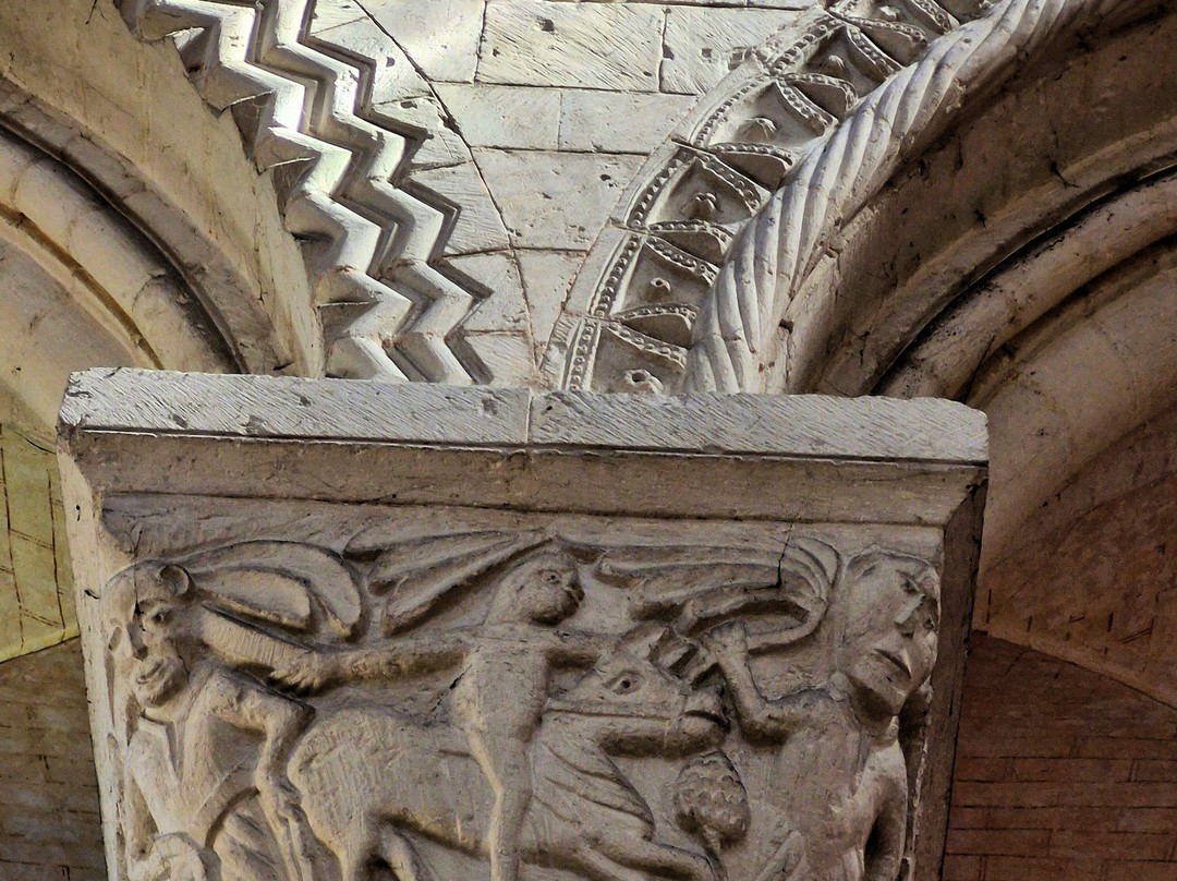 Abbaye Saint Georges de Boscherville-Saint-Martin-de-Boscherville必去景点