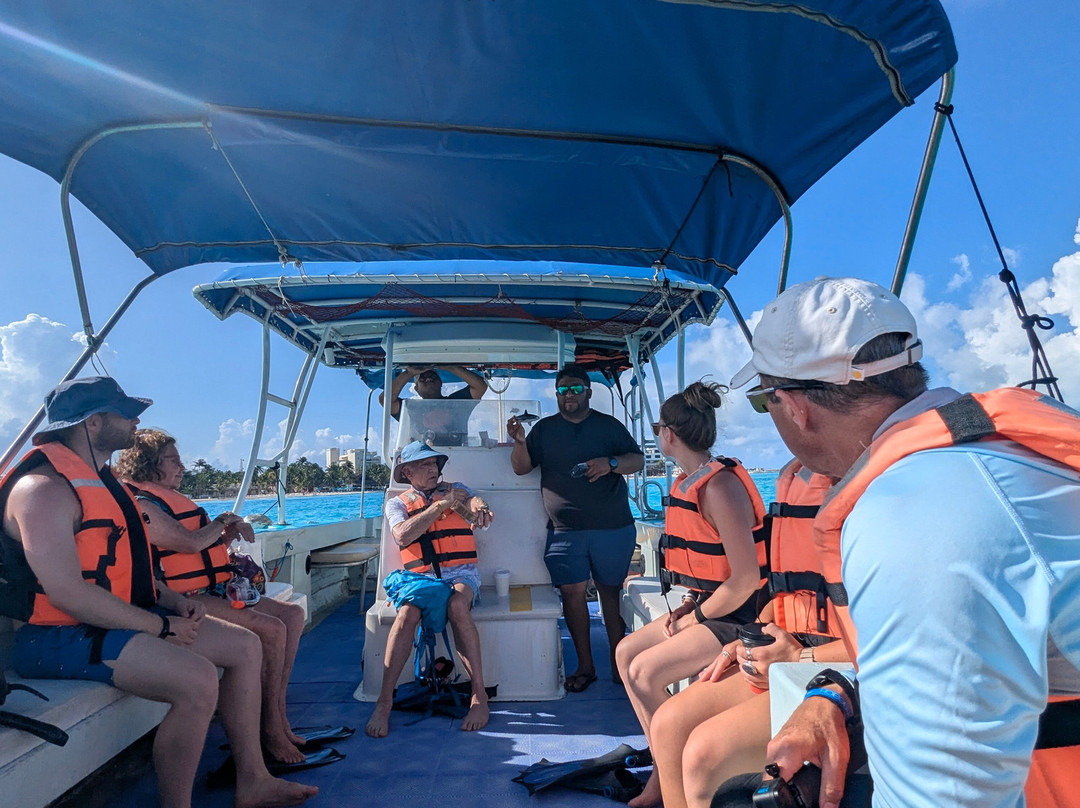 Isla Mujeres Boats-女人岛必去景点