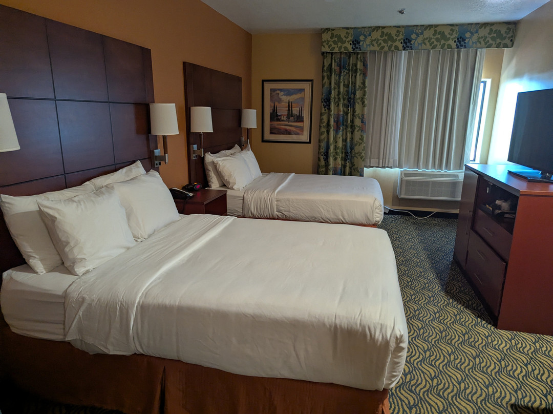 Best Western Plus Fresno Inn主图